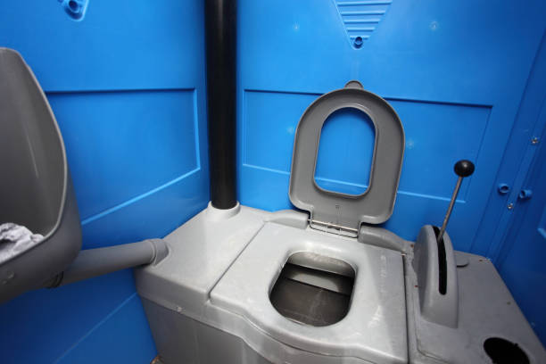 Best Portable restroom trailer rental  in Heritage Lake, IL
